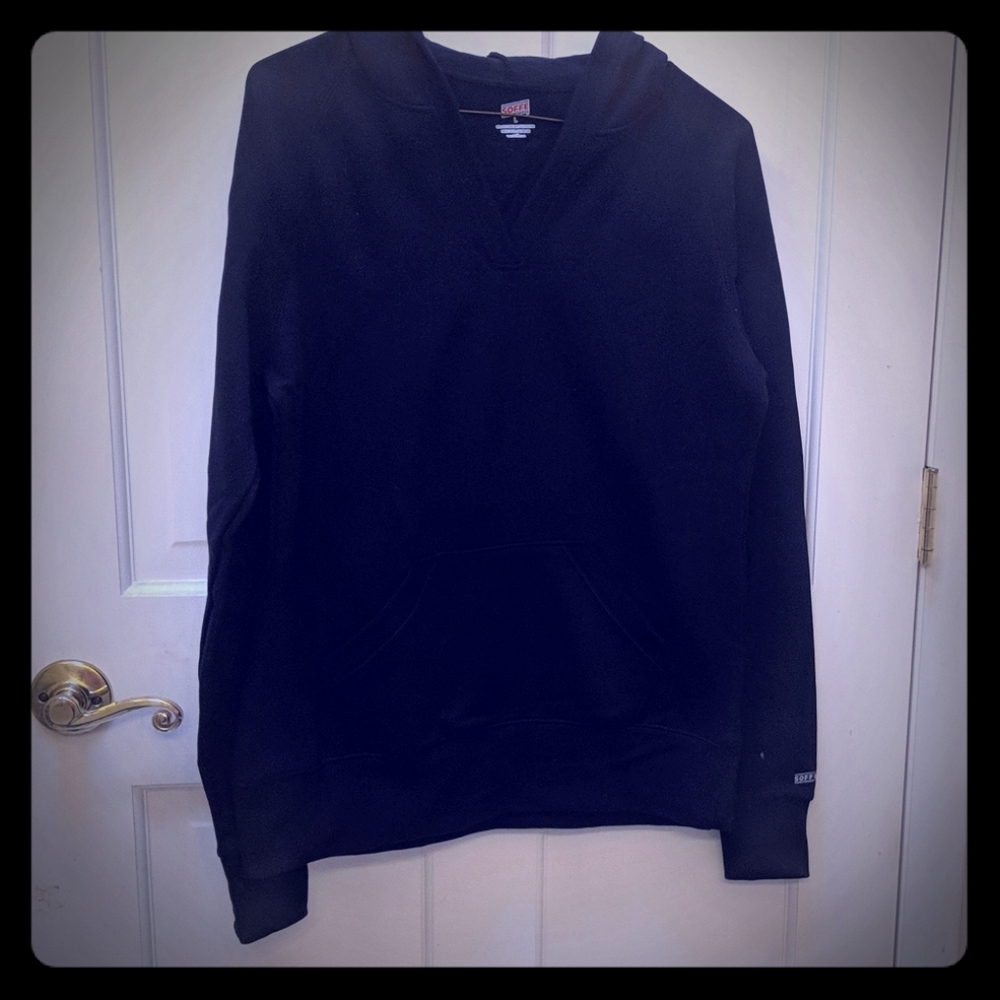 Black sweatshirt